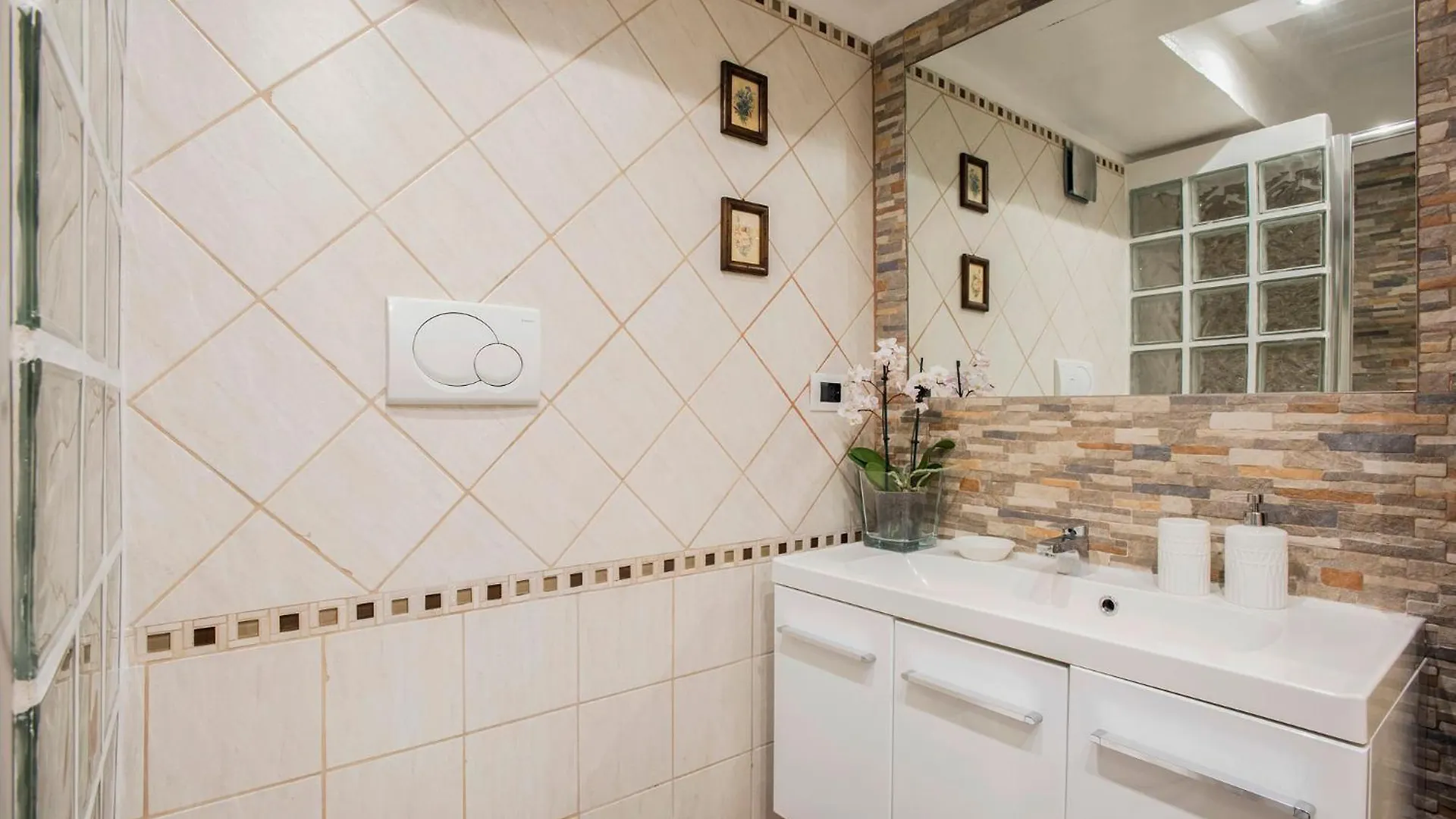 Trevinestrome - Exclusive Trevi Fountain View Apartment