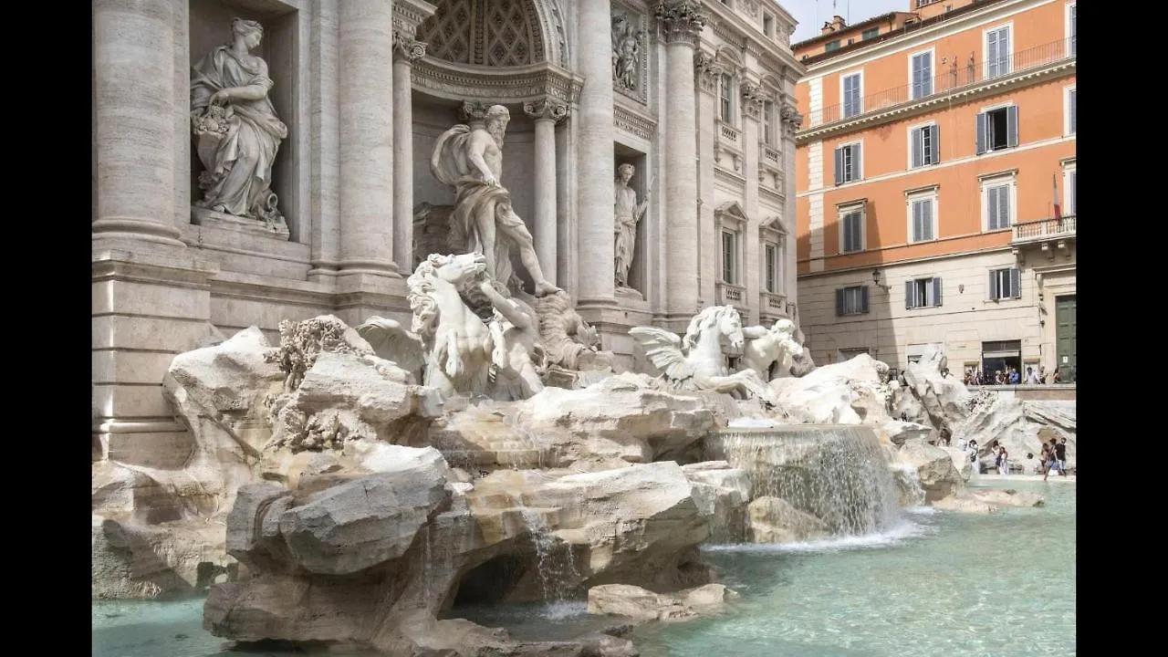Trevinestrome - Exclusive Trevi Fountain View Apartment Roma